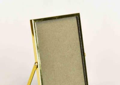 vuokrasomiste, annenpartydeco, somiste, vuokratuote, vuokrattavat juhlatarvikkeet, kultakehys, pöytänumero