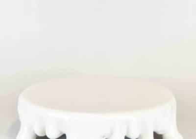 kakkuvati, kakkuteline, kakunalunen, alusta, valkoinen kakkuvati, kakkuvati, kakkutarjotin, tarjoilualusta, annenpartydeco