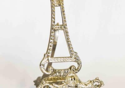 hopeateline, hopean värinen teline, pöytäteline, kuvateline, kylttiteline, juhlasomiste, annenpartydeco