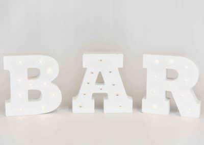 vuokrasomiste, annenpartydeco, somiste, vuokratuote, vuokrattavat juhlatarvikkeet, valot, valo, somiste, BAR, bar valo, valokirjaimet