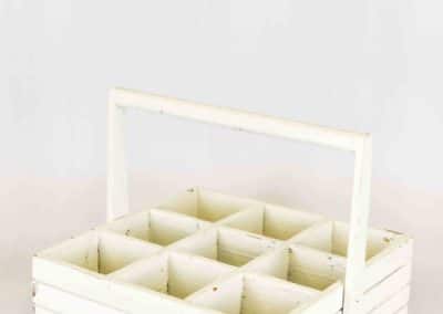 vuokrasomiste, annenpartydeco, somiste, vuokratuote, vuokrattavat juhlatarvikkeet, puulokerikko