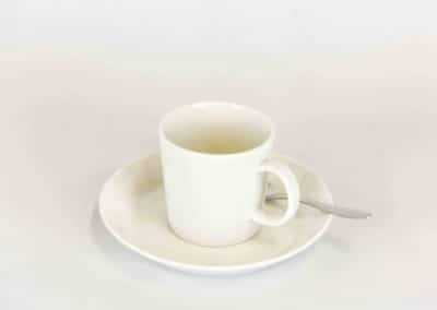 vuokrasomiste, annenpartydeco, somiste, vuokratuote, vuokrattavat juhlatarvikkeet, astiavuokraus, vuokraa astiat, kahviastiasto, Iittala Teema, teemuki