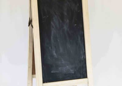 vuokrasomiste, annenpartydeco, somiste, vuokratuote, vuokrattavat juhlatarvikkeet, liitutaulu