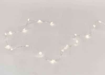 vuokrasomiste, annenpartydeco, somiste, vuokratuote, vuokrattavat juhlatarvikkeet, patterivalo, valosarja