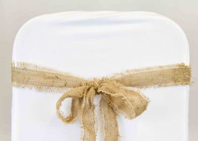 vuokrasomiste, annenpartydeco, somiste, vuokratuote, vuokrattavat juhlatarvikkeet, tuolirusetti, juuttirusetti