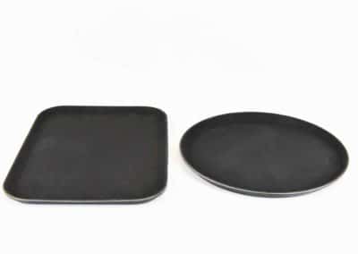 musta tarjotin, tarjotin, muovitarjotin, tarjoiluastia, astiavuokraus, annenpartydeco