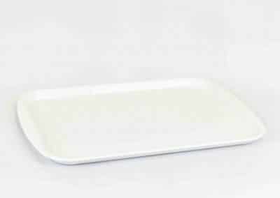 valkoinen tarjotin, tarjotin, muovitarjotin, tarjoiluastia, astiavuokraus, annenpartydeco